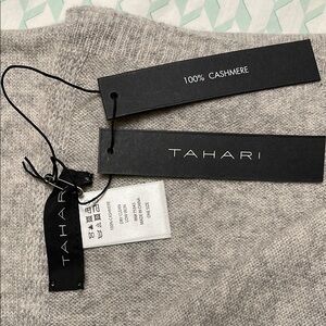 NWT Tahari Heather Gray Cashmere Scarf